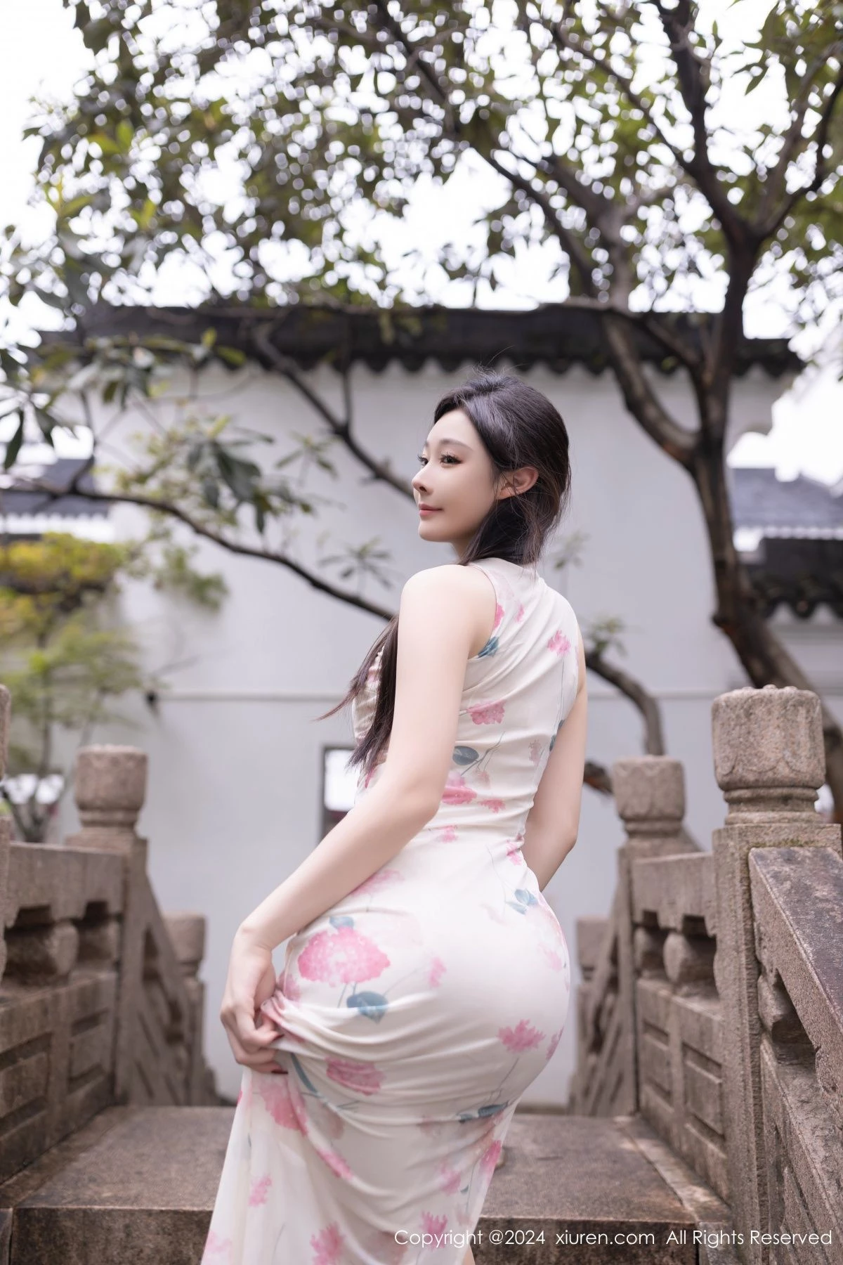 [XiuRen秀人网]第9087期小逗逗写真  第13张-《94零社区》