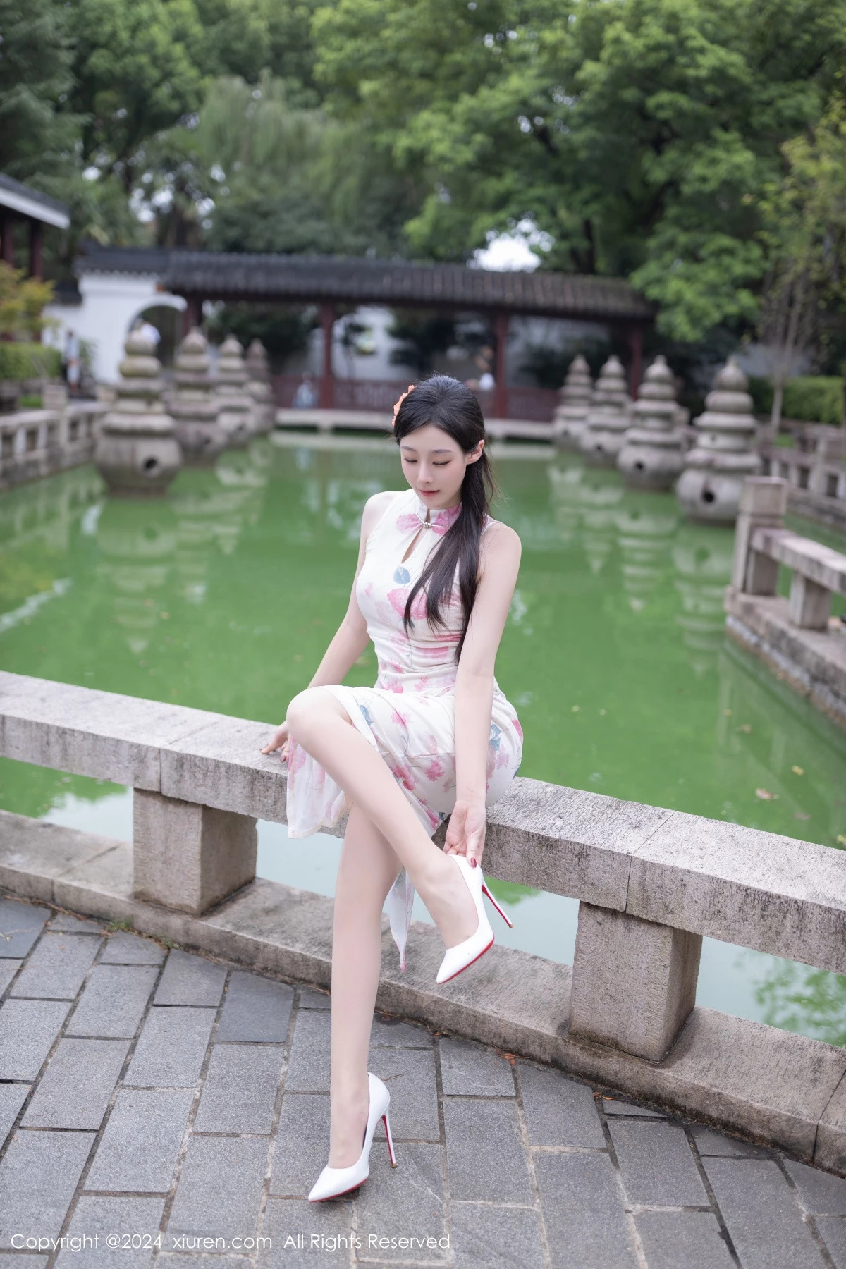 [XiuRen秀人网]第9087期小逗逗写真  第18张-《94零社区》