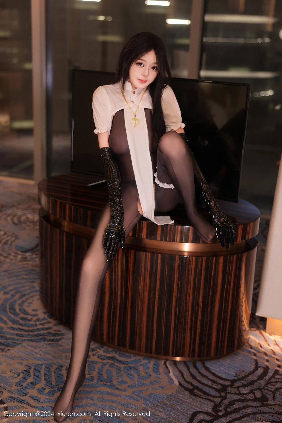 [XiuRen秀人网]第9152期柚柚小奶瓶写真  第12张-《94零社区》