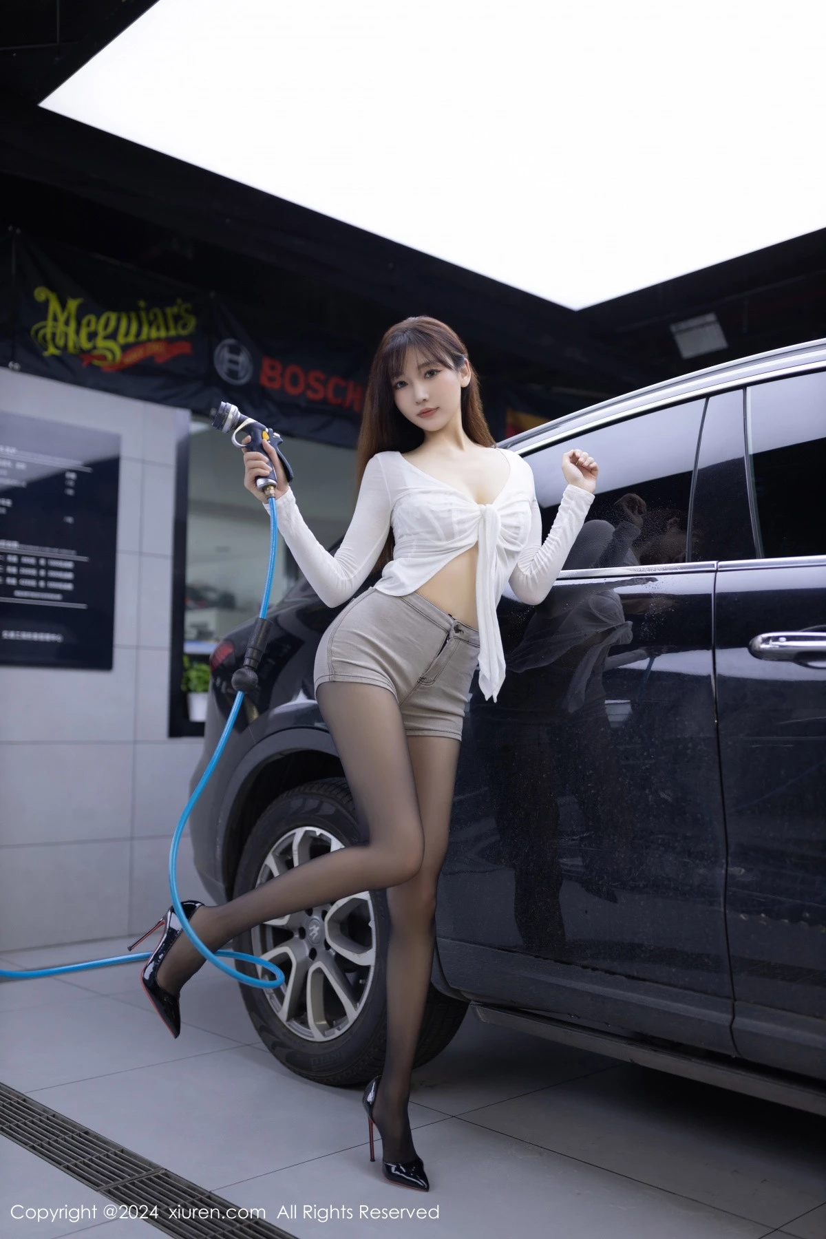 [XiuRen秀人网]第9181期陆萱萱写真  第2张-《94零社区》