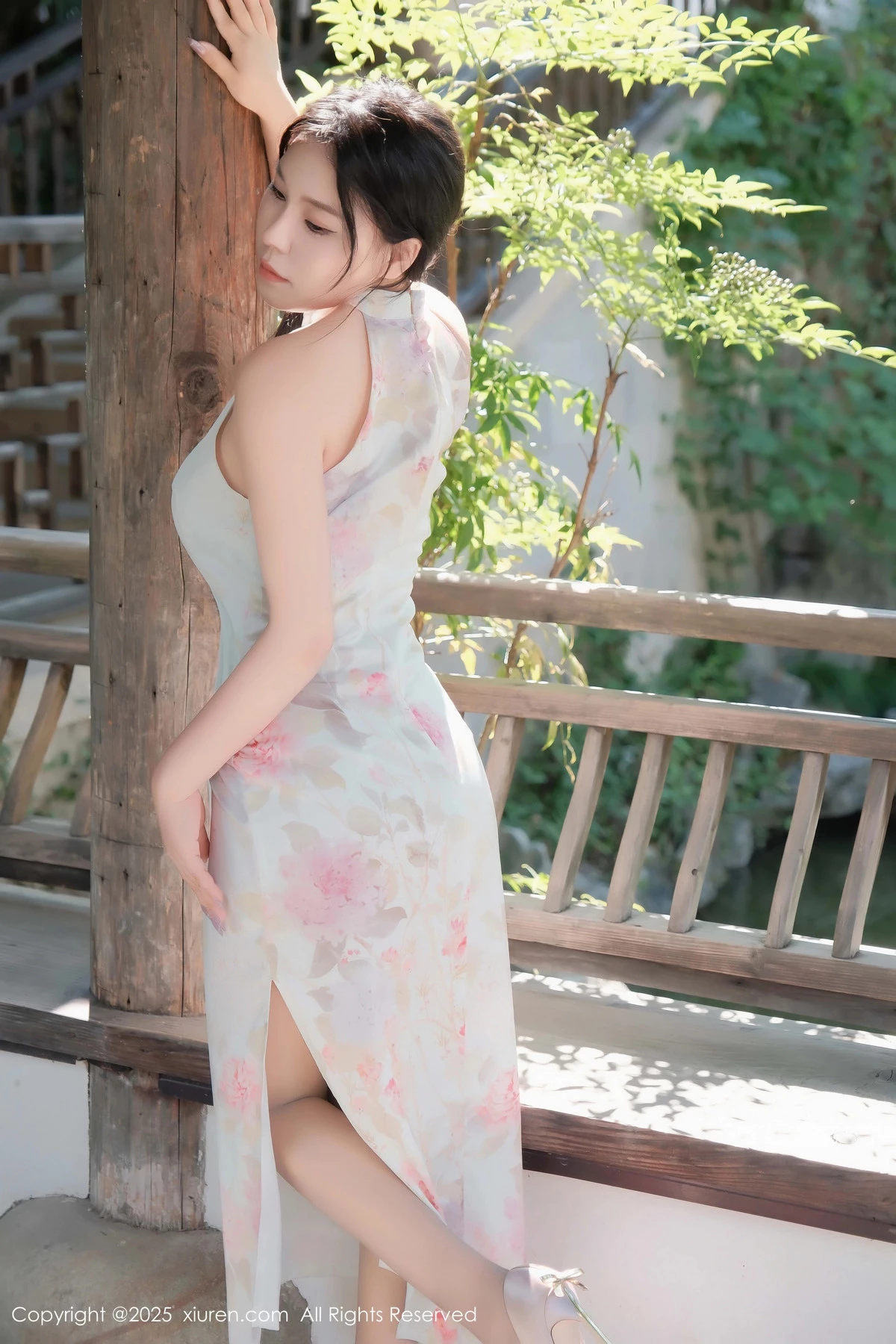 [XiuRen秀人网]第9893期麦田写真  第14张-《94零社区》