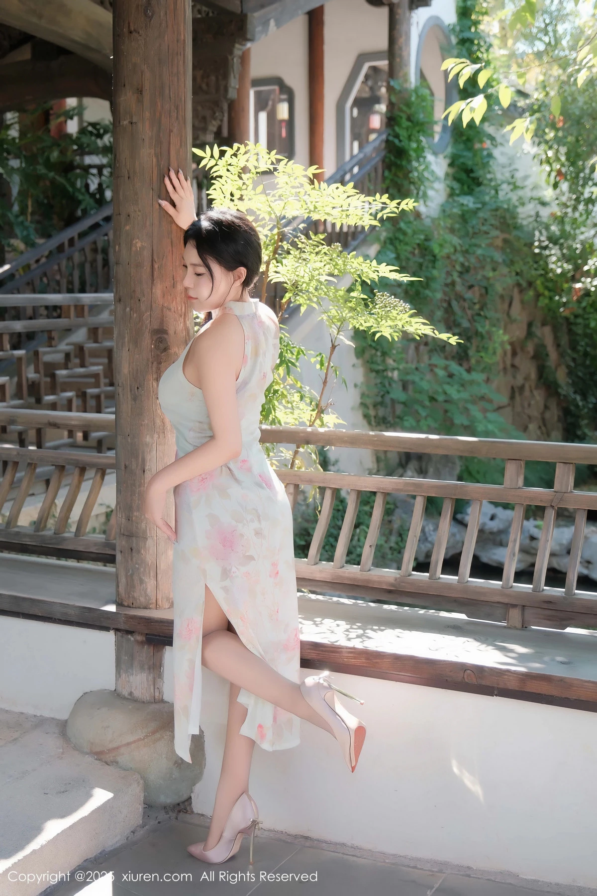 [XiuRen秀人网]第9893期麦田写真  第15张-《94零社区》