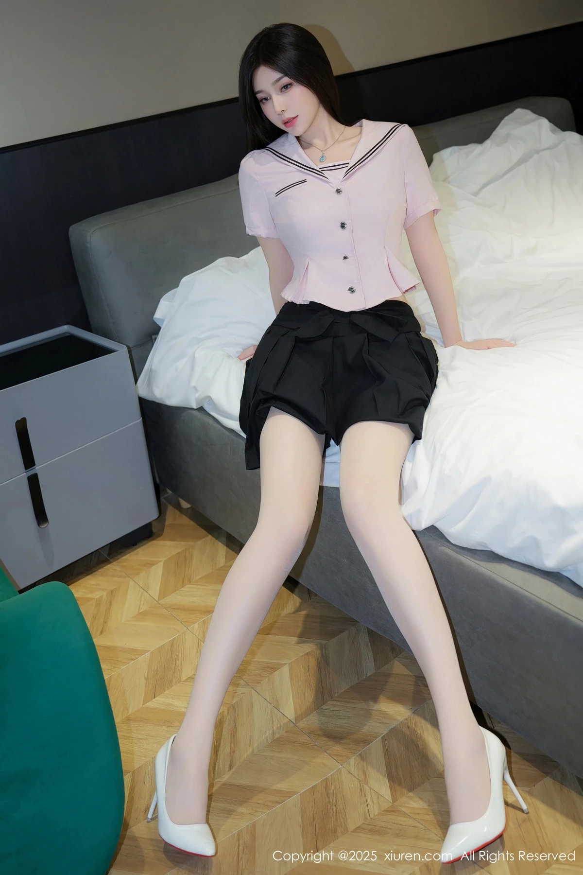 [XiuRen秀人网]第9892期曼柔写真  第8张-《94零社区》