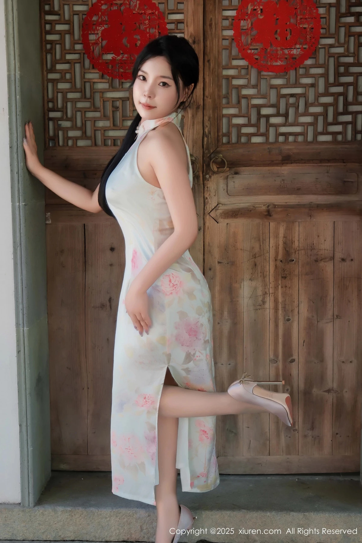[XiuRen秀人网]第9893期麦田写真  第19张-《94零社区》