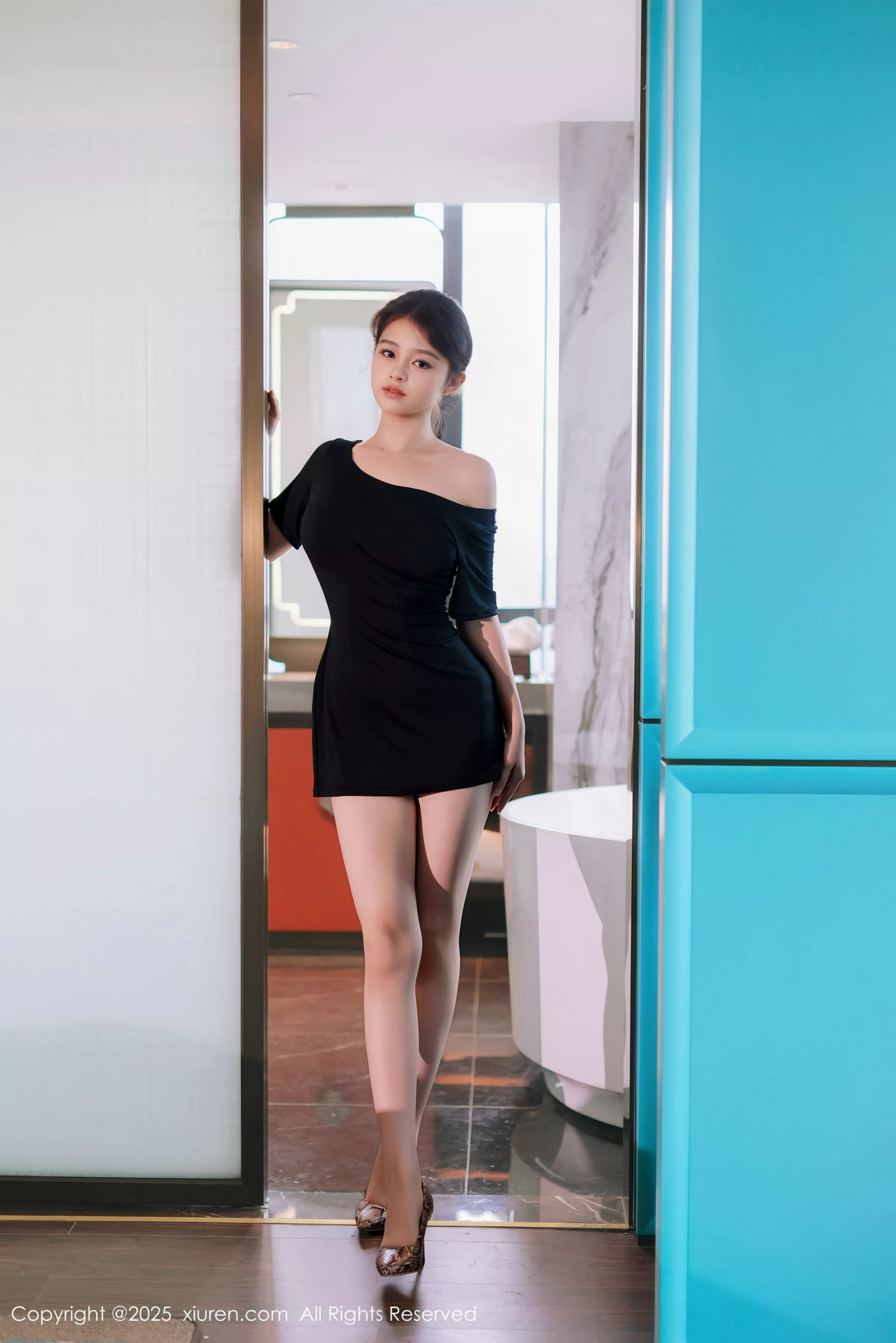 [XiuRen秀人网]第10426期小橘子写真  第7张-《94零社区》