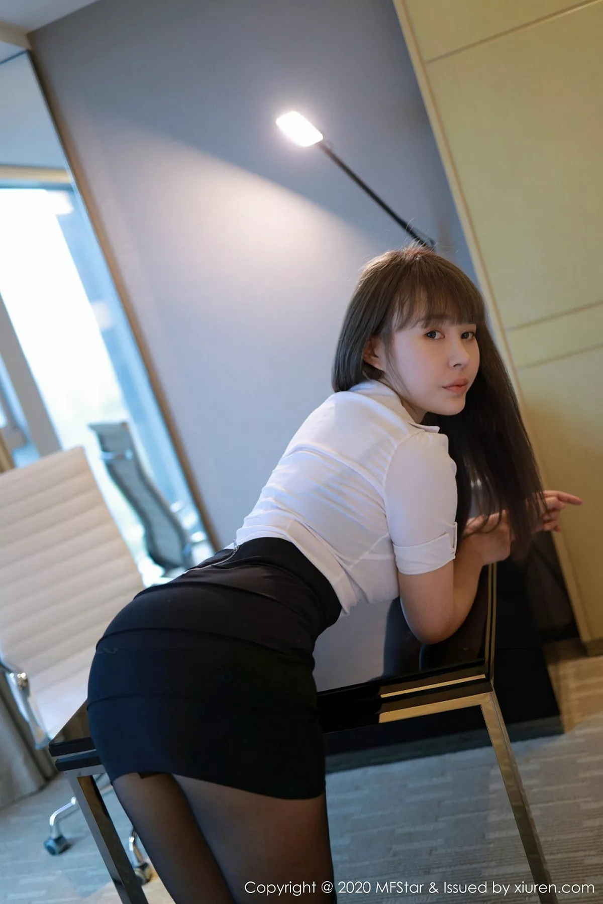 [MFStar模范学院]第257期Evelyn艾莉写真  第14张-《94零社区》