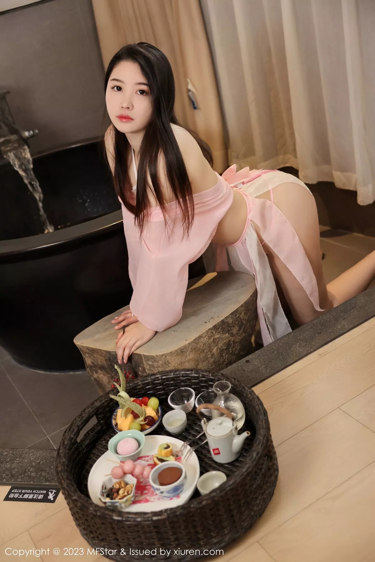[MFStar模范学院]第612期樱桃小犊子写真  第8张-《94零社区》