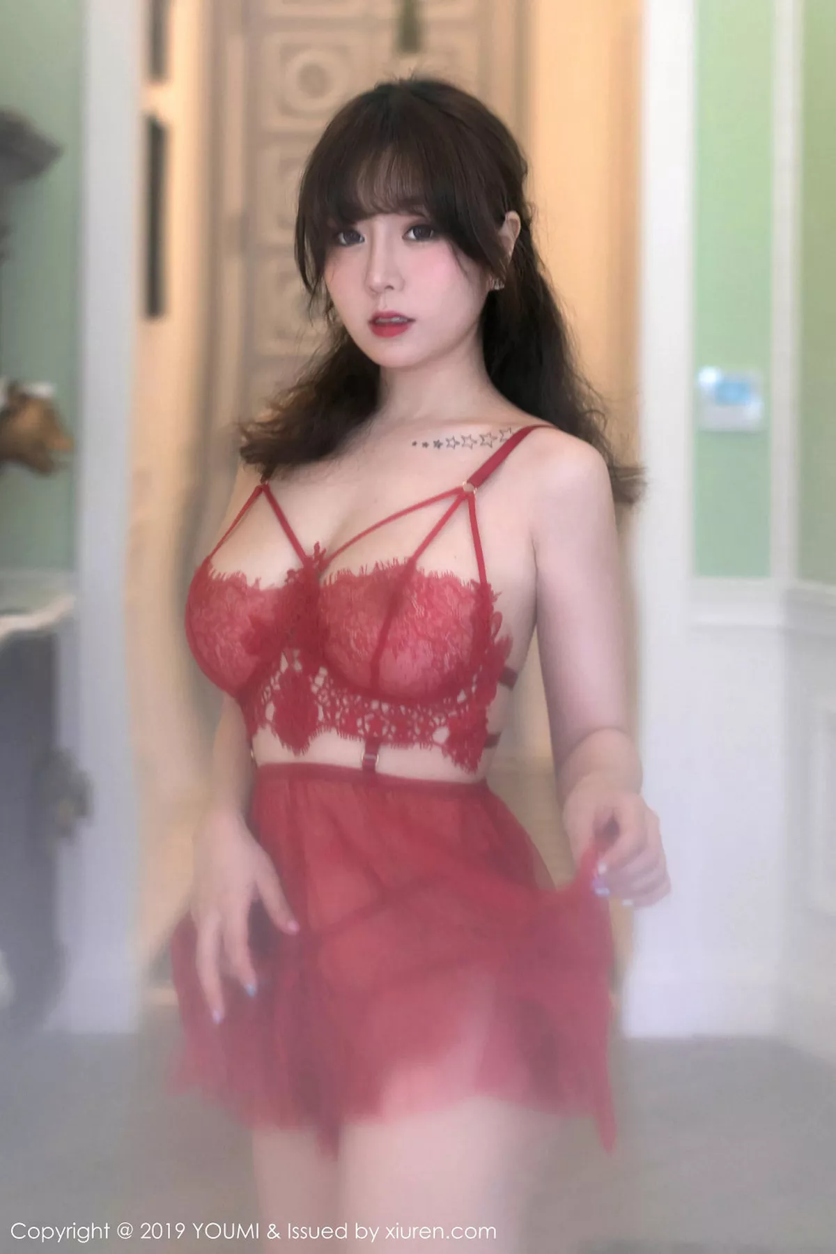 [YouMi尤蜜荟]第333期王雨纯写真  第5张-《94零社区》