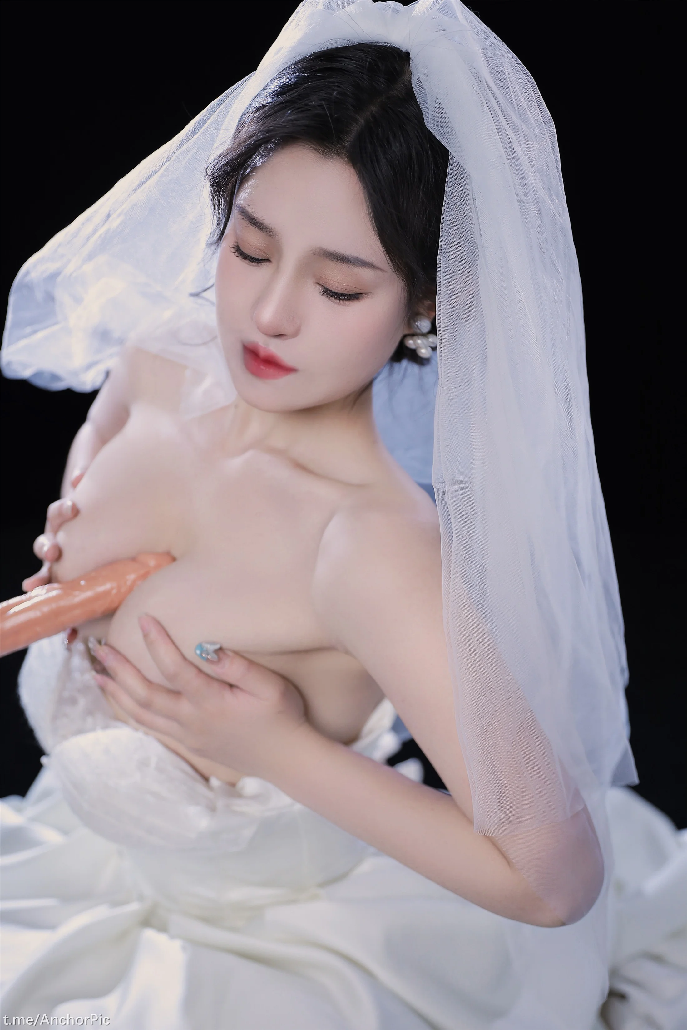 桃暖酱 - 婚纱 61P  第36张-《94零社区》